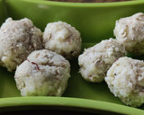 A picture of step 2 of Oats Paneer sweet balls with instant Rabdi.