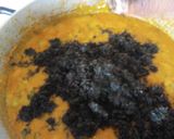 A picture of step 3 of Shuwaka/Bitterleaf and groundnut soup.