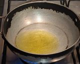 A picture of step 5 of Bhetki Maacher sorshe jhal (Bhetki Fish cooked in mustard gravy).