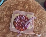 Húsos gofri szenya tortillából tükör tojással nyakon verve recept fázis 1 fotója