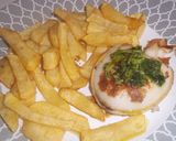 Foto del paso 9 de la receta Sepia plancha con picadillo y patatas fritas largas