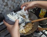 Foto langkah ke 4 dari resep Kwetiaw Goreng.