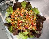 Une image de l'étape 19 de Salade de coquillettes aux carottes, tomates bicolores et oignon rouge.