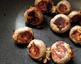 A picture of step 2 of Mushroom tikka Masala.