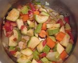 Foto del paso 3 de la receta: Crema de calabacín y zanahoria con guisantes 🥒🥕🥕