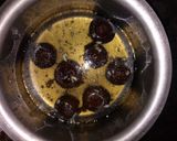 A picture of step 4 of Khoya gulab jamun.