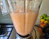 Foto del paso 3 de la receta: Agua de melón con miel de Yucatán y agua de azahar