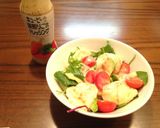 A picture of step 5 of Deep-fried soy milk tofu salad.