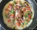 A picture of step 3 of Veggie butter omelette.