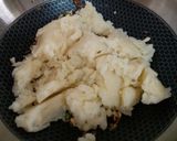 A picture of step 6 of Aloo Samosa.