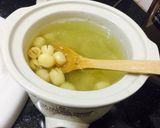 Hình bước làm 3 của món Tổ yến hạt sen