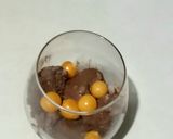 Foto langkah ke 3 dari resep Ice cream topi cowboys.