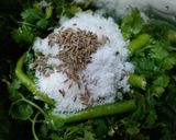 A picture of step 2 of Coconut Coriander Chutney.