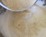 A picture of step 2 of Traditional Macarons.