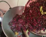 মাছের মাথা দিয়ে লাল শাক(macher matha diye laal saag recipe in Bengali) রেসিপির ধাপ 4 ছবি