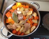 Une image de l'étape 2 de Sauté de Porc aux légumes d'hiver.