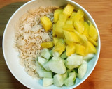 Foto del paso 3 de la receta: Poke de salmón y granada