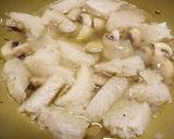 A picture of step 2 of Bread and mushroom sauce.