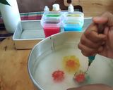 Foto langkah ke 5 dari resep Puding Bunga Metode Suntik.