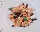 A picture of step 5 of Chicken potato bhindi.