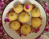 बेसन और गोंद के लडू (Besan aur gond ke laddu recipe in hindi) रेसिपी चरण 4 फोटो