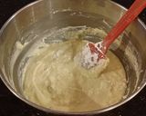 A picture of step 5 of Boston Cream Pie Cheesecake.