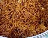 A picture of step 3 of Gurr wali sawaiyan.