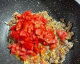 A picture of step 2 of Chana Masala.