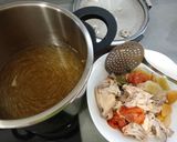 Foto del paso 1 de la receta: Por poco más de 10€. Consomé