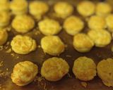 Sajtos -tejfölos pogácsa recept fázis 2 fotója