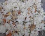 Hình bước làm 3 của món Cơm chiên hải sản ngũ sắc