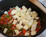 Foto del paso 3 de la receta: Pisto con berenjena y champiñones
