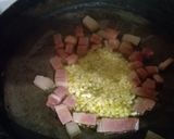 Foto del paso 1 de la receta: Spaguetini con salsa crema de hongos pollo y jamón crudo