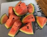 Une image de l'étape 2 de Salade de pastèque, poires, melon et pêches de vigne.