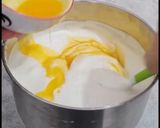 Foto langkah ke 4 dari resep Marmer Cake Putih Telur.