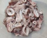 Foto langkah ke 1 dari resep Cumi Kuah Hitam.