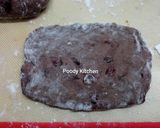 Foto langkah ke 6 dari resep Choco Cranberry Walnut Baguette.