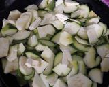 Foto del paso 2 de la receta: Zapallito a la Sartén