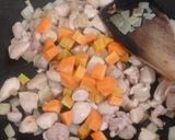 Foto langkah ke 2 dari resep Kare Ayam Jepang.
