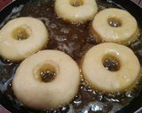 Foto langkah ke 6 dari resep Donat Ubi Eggless.