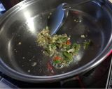 รูปขั้นตอนการทำที่ 3 ของ หัวปลีผัดไข่