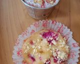 Foto langkah ke 8 dari resep Muffin Ketan Putih Buah Naga dengan Crumble.