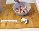 Φωτογραφία βήματος 1 της συνταγής Coq Au Vin (Κόκορας Κρασάτος)