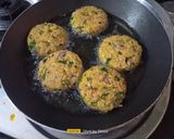 A picture of step 5 of Leftover Rice Cutlet / patties.