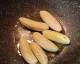 Foto langkah ke 3 dari resep Bolen Pisang Coklat Keju.