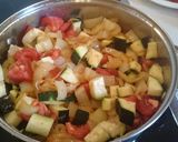 Cukkinis lecsó recept fázis 3 fotója