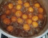 Foto langkah ke 3 dari resep Bubur Candil (Kolak Biji Salak) Ubi Merah.
