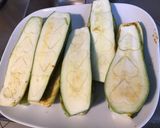 Une image de l'étape 6 de Courgettes vertes et blanches marinées tomates moutarde romarin grillées (recette plancha).