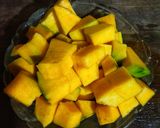 A picture of step 1 of Pumpkin Corn Soup.
