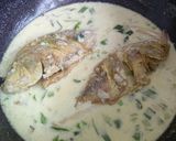 Gambar langkah 5 resipi Talapia Masak Lemak Cekur.